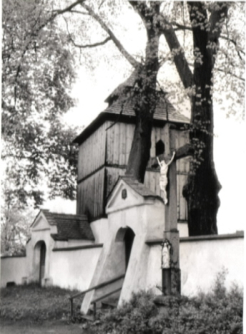 Kostel kříž Meduna